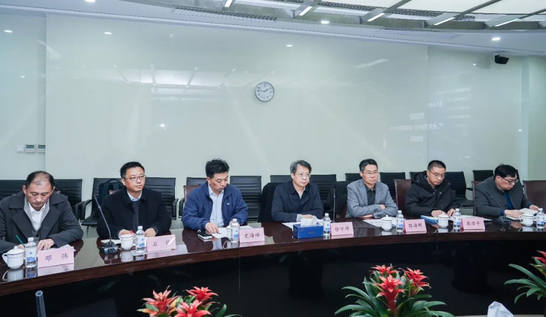 商丘大学徐守坤书记、陈海群校长一行光临js1996官网参观调查(图5) 商丘大学徐守坤书记、陈海群校长一行光临js1996官网参观调查(图5)